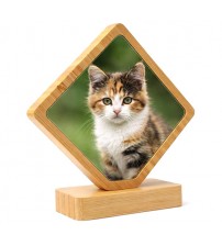 Снимка Върху Въртяща Се Бамбукова Рамка – Персонализиран Фото Панел