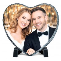 Фото камък сърце със снимка