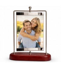 Сребриста Метална Фото Рамка С Дървена Основа За 2 Снимки 10 Х 15 См