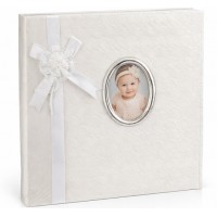 Бял Фото Албум С Панделка И Овална Рамка За Снимка